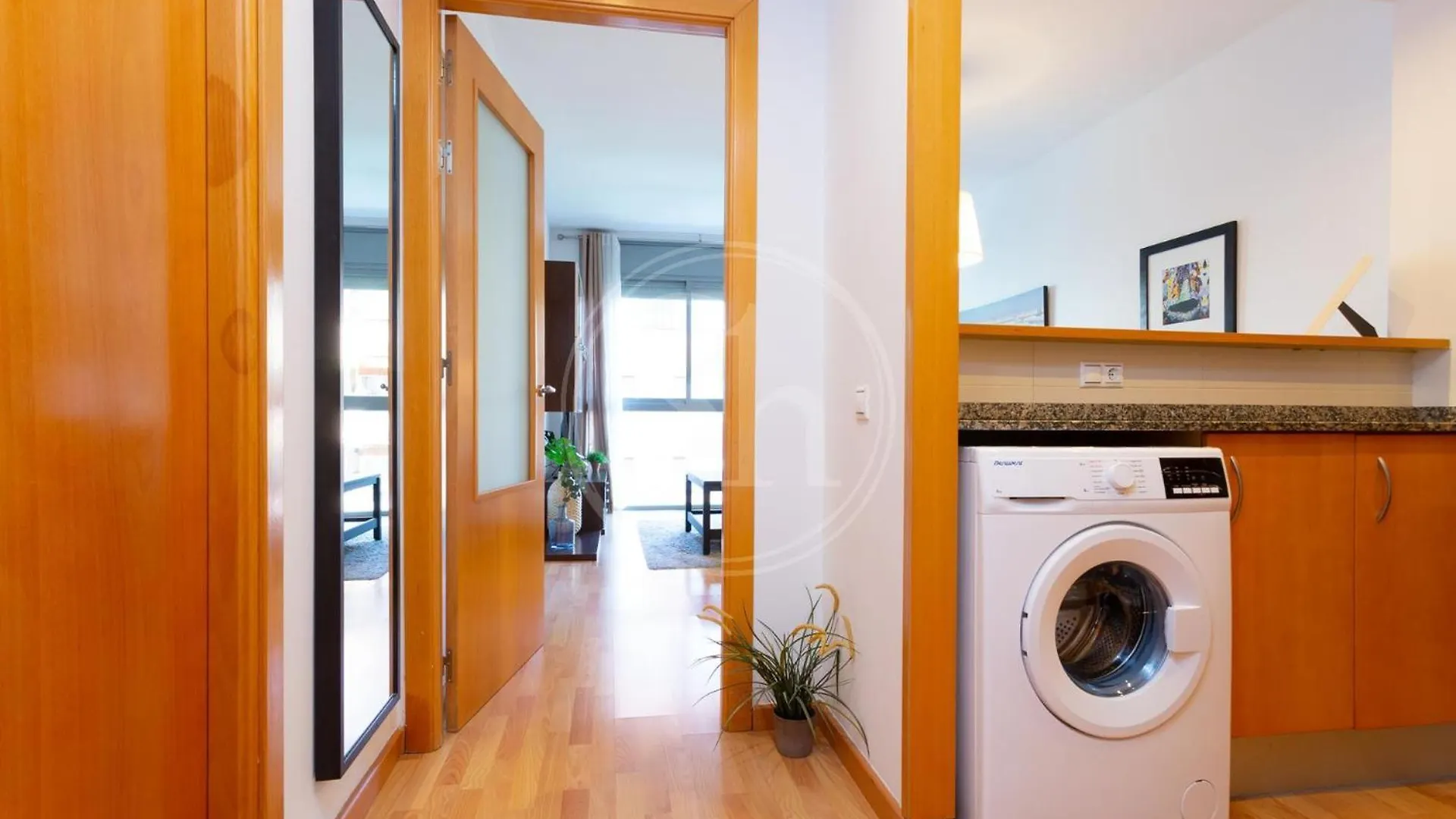 Cosy Apartment Next To Sagrada Familia V برشلونة