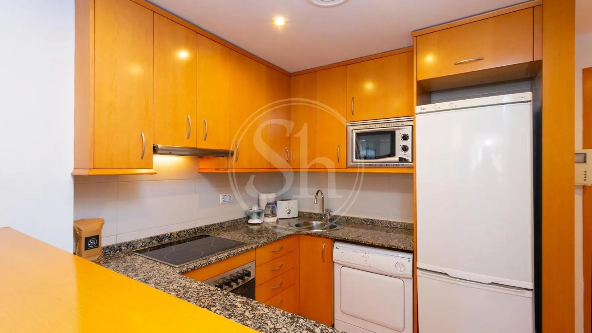 Cosy Apartment Next To Sagrada Familia V برشلونة 0*,