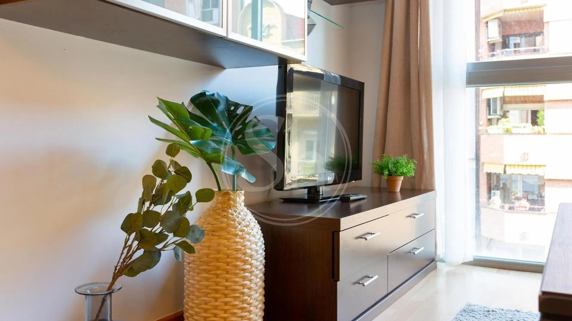 Cosy Apartment Next To Sagrada Familia V برشلونة 0*,  إسبانيا